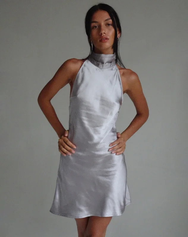 MOTEL X JACQUIE Atik Halterneck Mini Dress in Satin Silver Stylish Sweetheart Neck Mini Dress